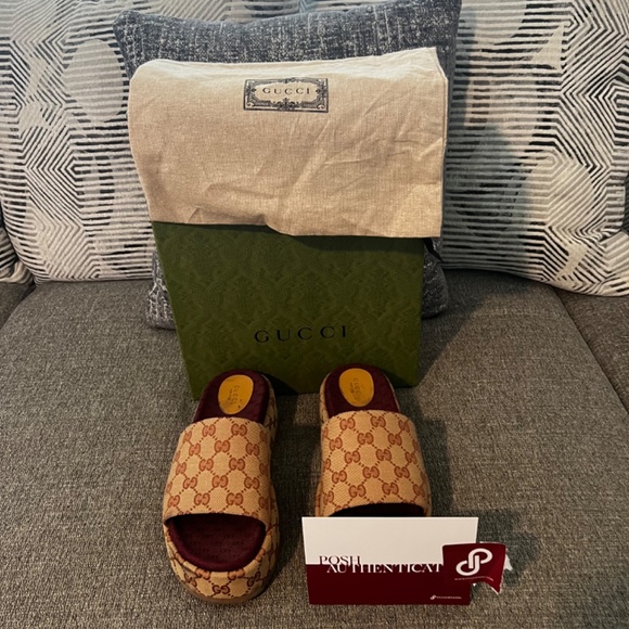 Gucci Platform Sandals - Picture 3 of 7